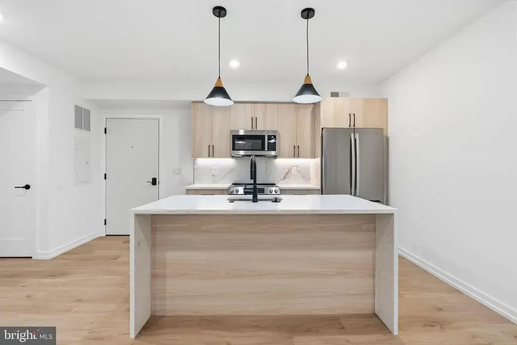 208 Vine St #3f, PHILADELPHIA
