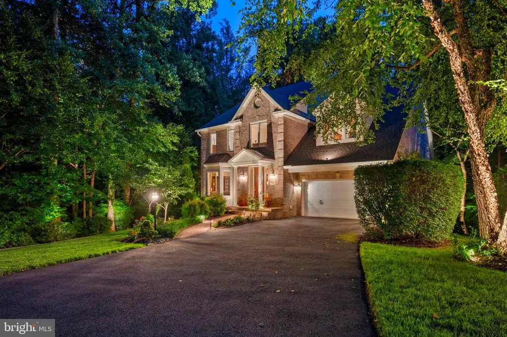 3431 Putnam St, FALLS CHURCH