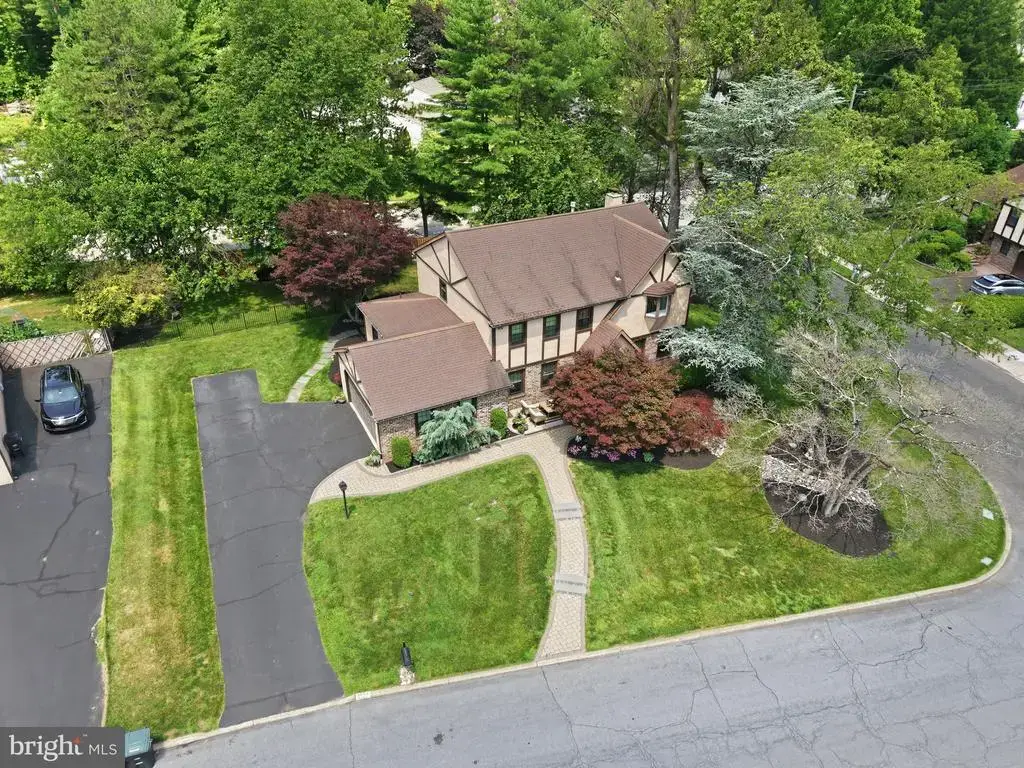3694 Marc Ln, HUNTINGDON VALLEY