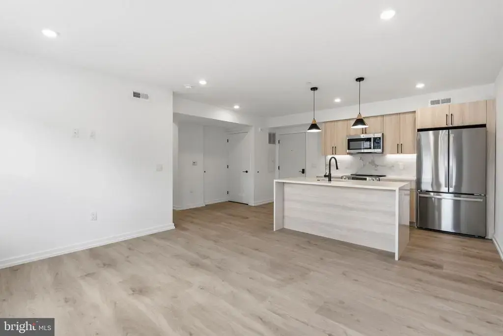 209 New St #5f, PHILADELPHIA