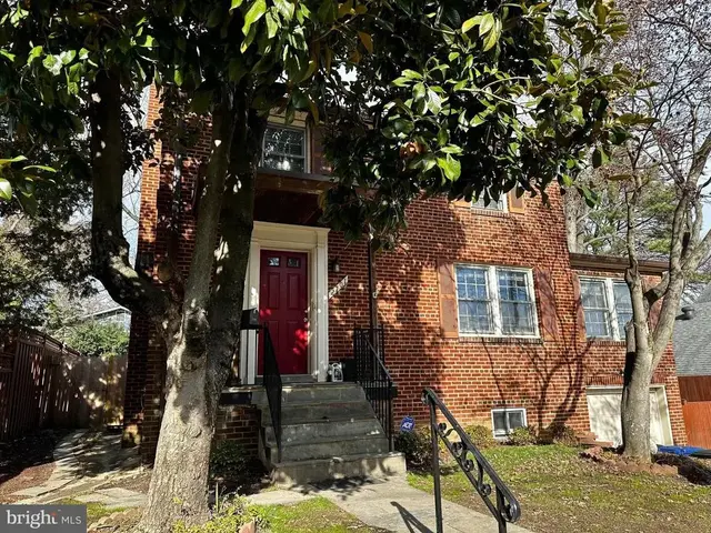 2701 13th St S, Arlington
