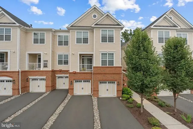 23235 Milltown Knoll Sq #107, Ashburn