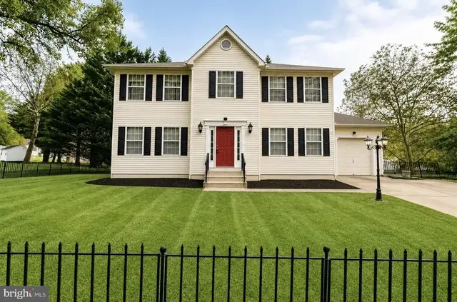 1111 Kings Heather Dr, Bowie