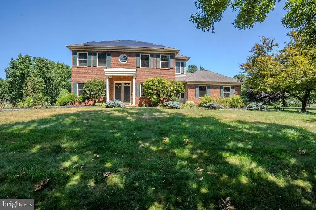 32 W Kincaid Dr, WEST WINDSOR