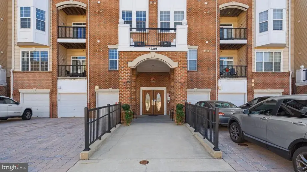 8609 Wintergreen Ct #208, ODENTON