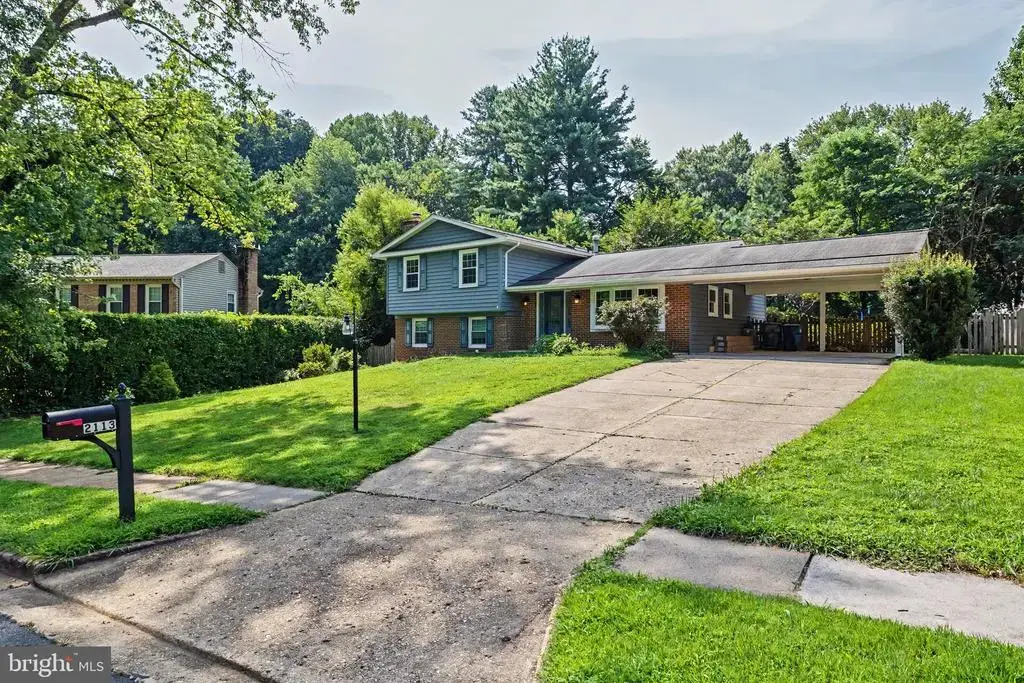 2113 Sheriff Ct, VIENNA