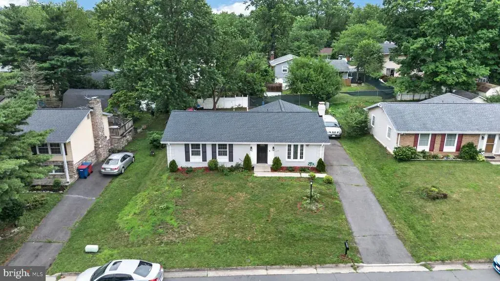 1314 E Holly Ave, STERLING