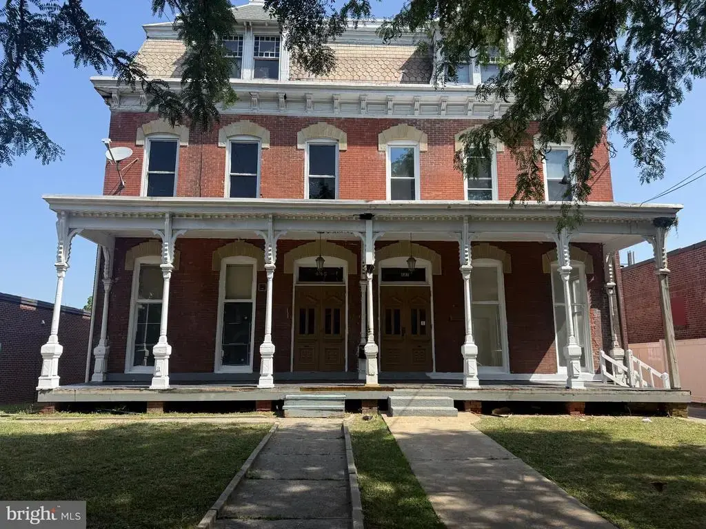 445-447 E King St, LANCASTER