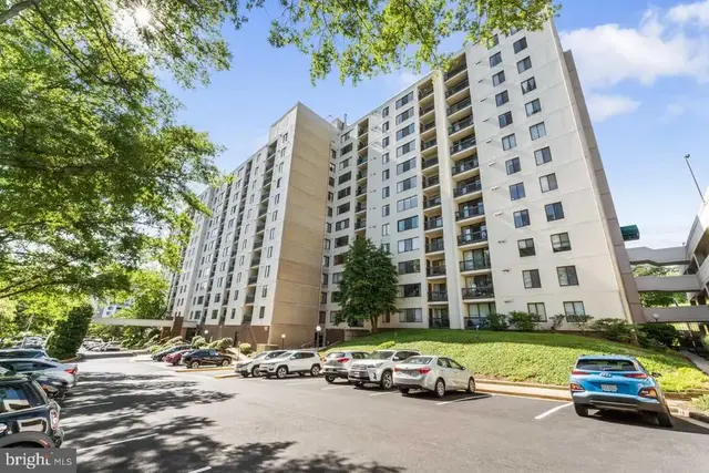 6300 Stevenson Ave #220, Alexandria