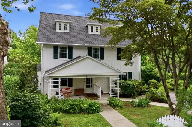 424 Haverford Ave, Narberth