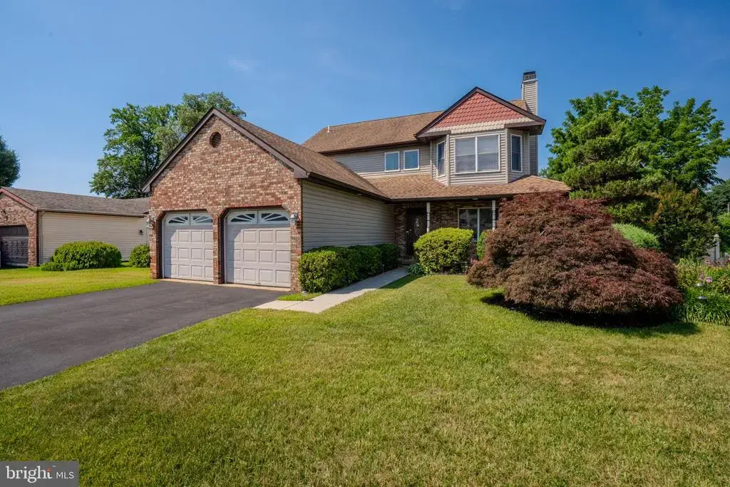 952 Duxbury Dr, LANGHORNE