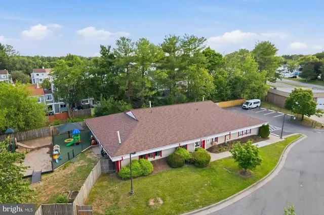 83 Sugarland Run Dr, Sterling