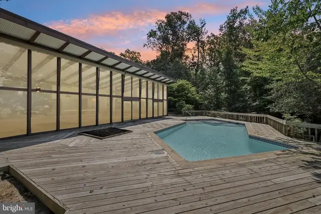 1674 Homewood Landing Rd, Annapolis