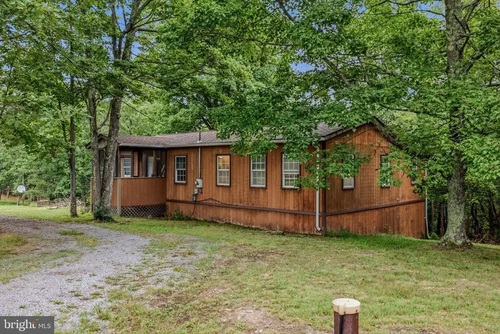 602 Plum Tree Ln, BERKELEY SPRINGS