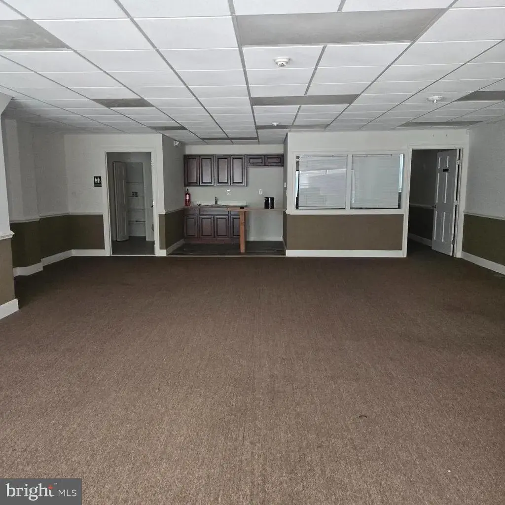 367 E Butler Ave #1 Comm, AMBLER