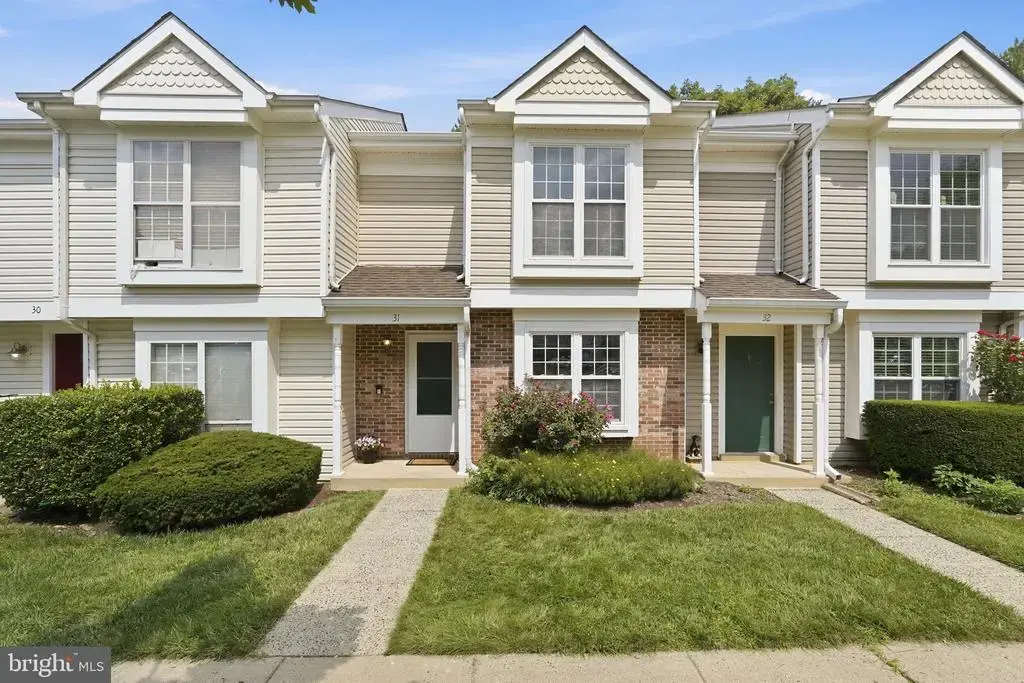 31 Essex Sq, STERLING
