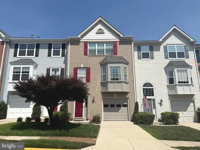 6014 Lands End Ln, Alexandria