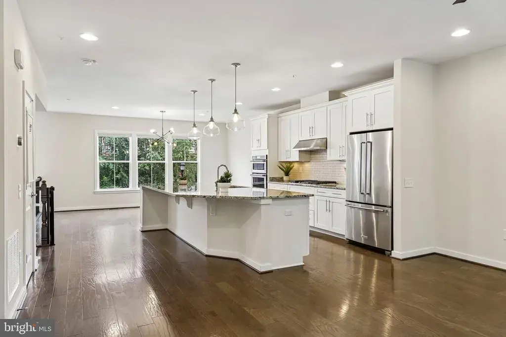 3961 Norton Pl, FAIRFAX