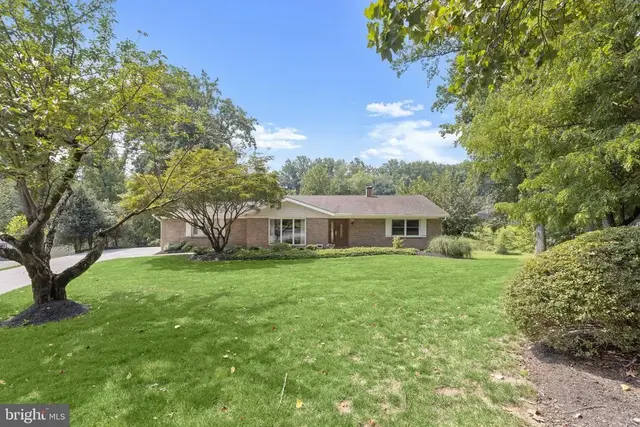 1 Whisperwood Ct, Baltimore