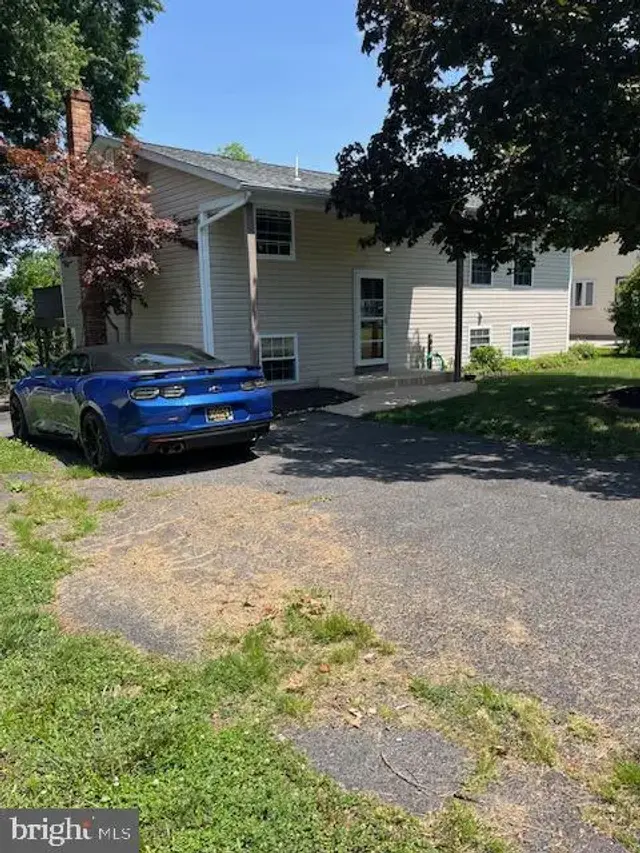 51 Queens Way, Newark