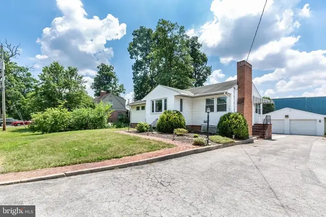 231 E High St, New Oxford