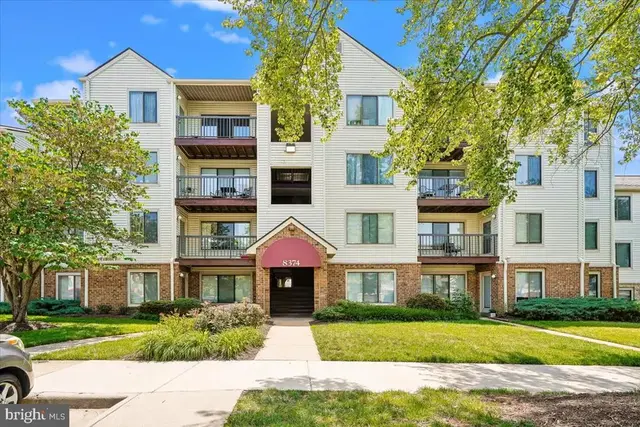 8374 Buttress Ln #103, Manassas