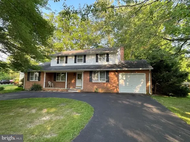 247 Emelia Dr, Bear