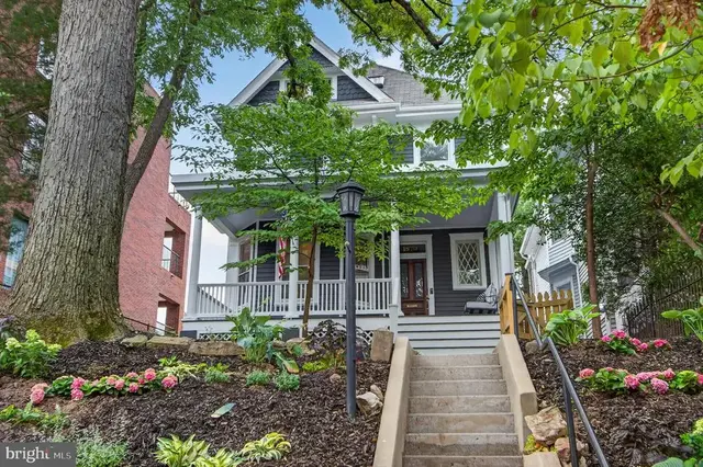 1870 Newton St Nw, Washington