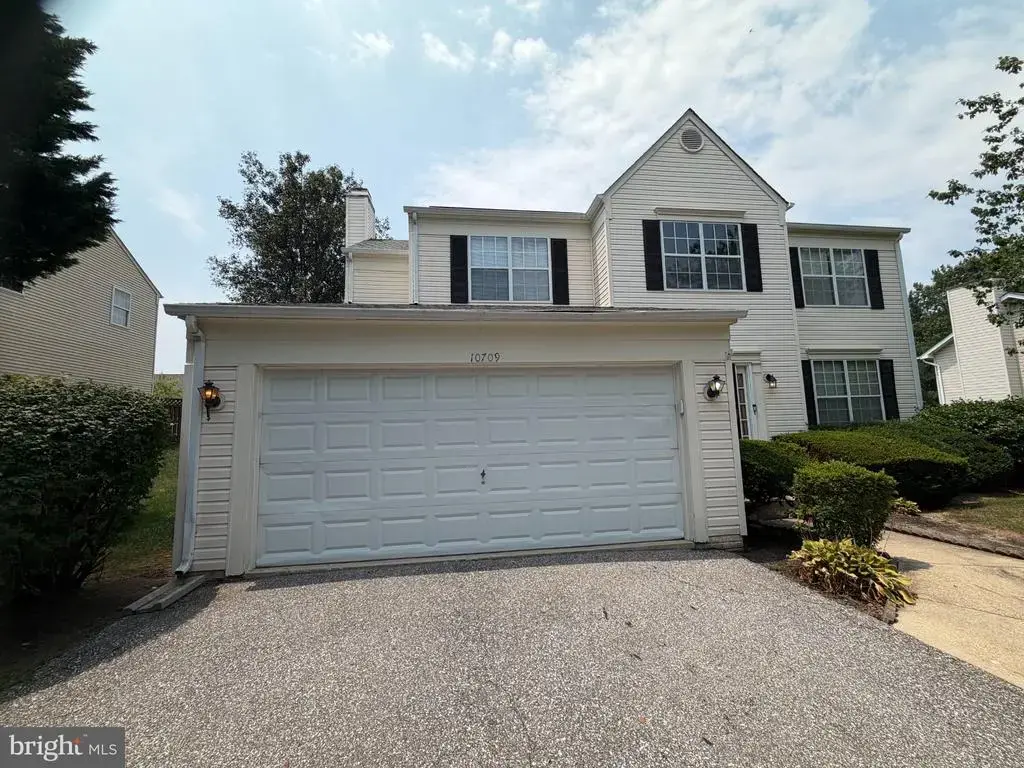 10709 Heatherleigh Dr, CHELTENHAM