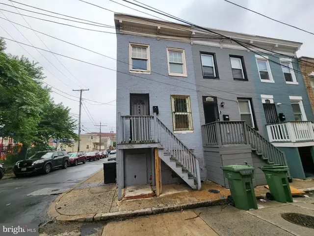 845 Reinhart St, Baltimore