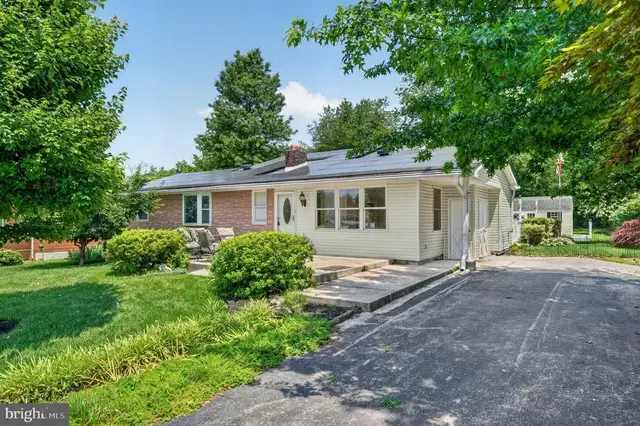 13 Central Ave, New Castle