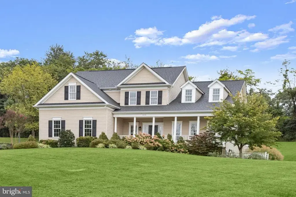 4175 Thomas Dr, MOUNT AIRY