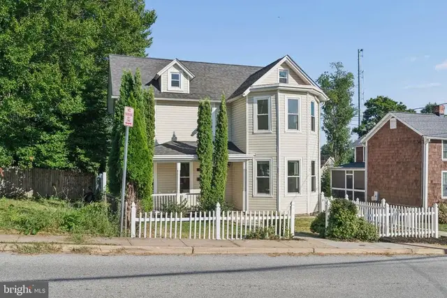 412 Fairmount Ave, Towson