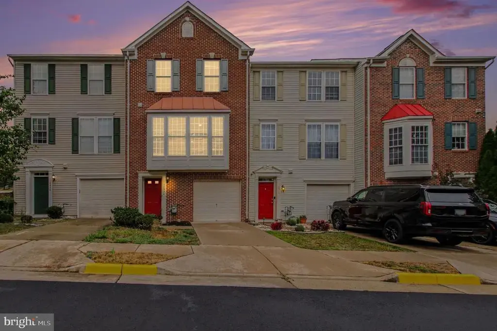 15974 Canada Goose Loop, WOODBRIDGE
