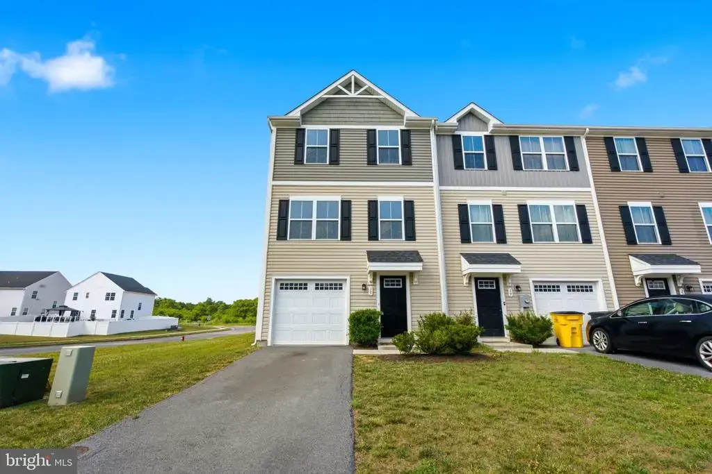 15 Snickers Ct, MARTINSBURG