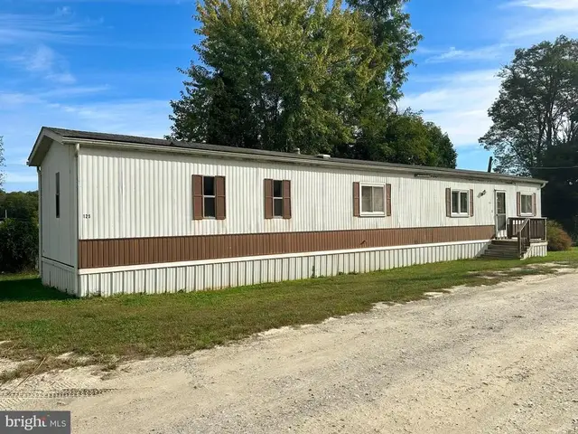 125 Haven Dr, York