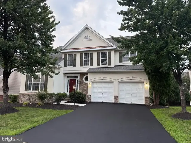 42770 Conquest Cir, Brambleton