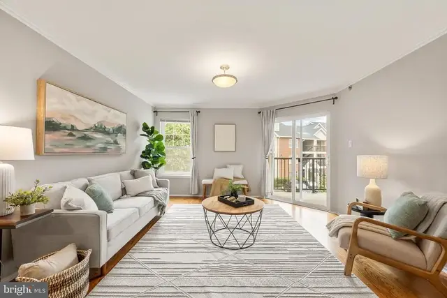 3311 Wyndham Cir #2202, Alexandria