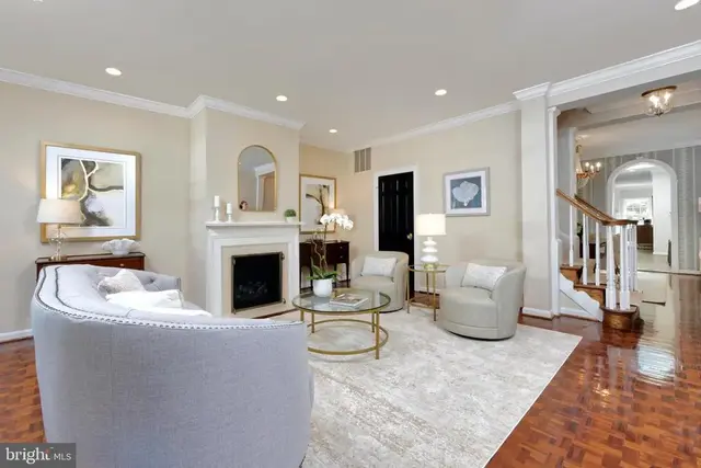624 S Saint Asaph St, Alexandria