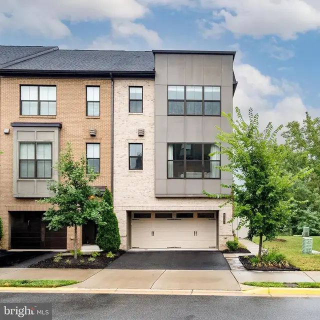 6261 Edsall Rd, Alexandria