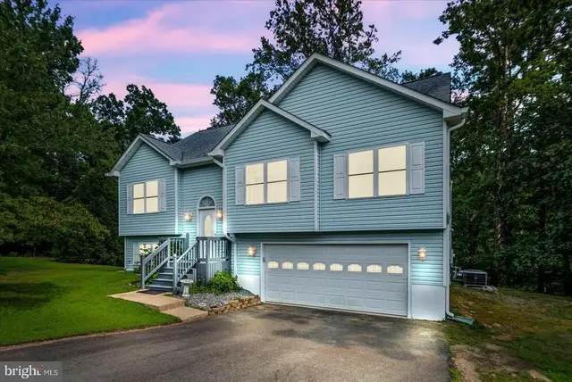 4008 N Andover Ln, Fredericksburg