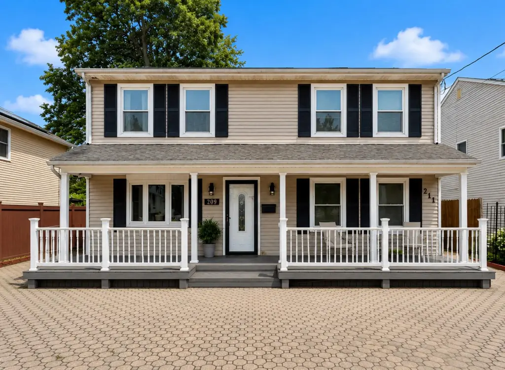209 Main St, KEYPORT