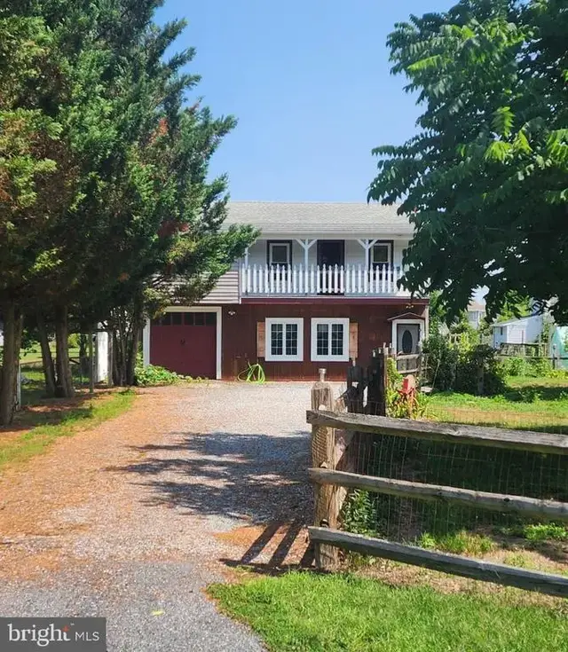 604 State St, Ellendale