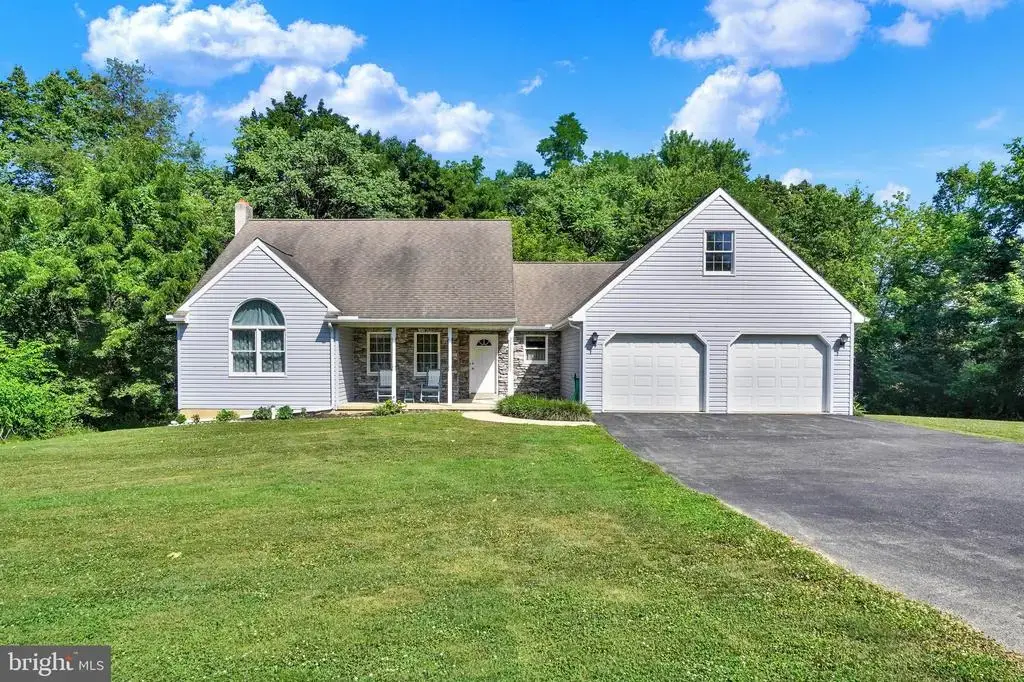 176 Falmouth Rd, BAINBRIDGE