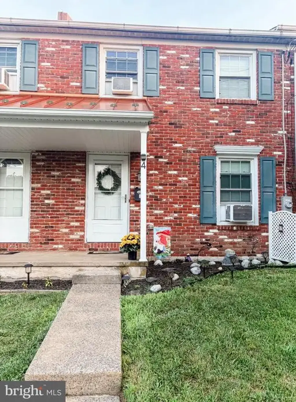 4 S 9th St, PERKASIE
