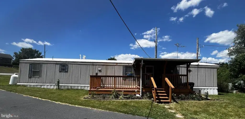 221 Eby Ln, MIDDLETOWN