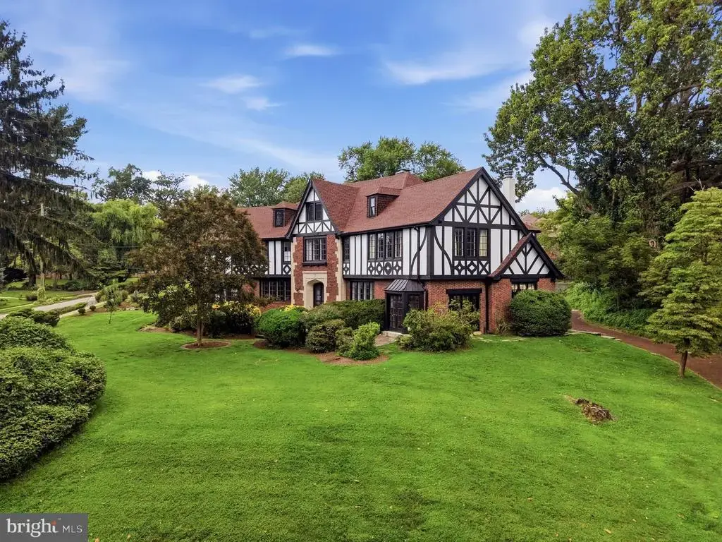 7 Windsor Ave, ELKINS PARK