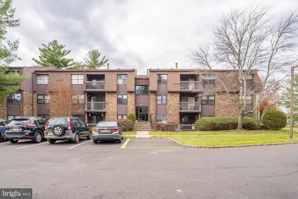 1814 Old Stone Mill Dr, EAST WINDSOR