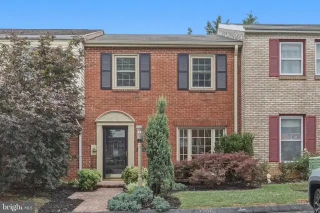 17904 Hickory Ln, Hagerstown
