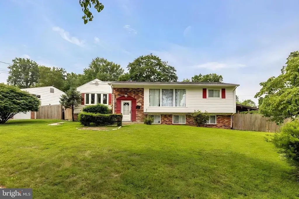 12812 Bushey Dr, SILVER SPRING